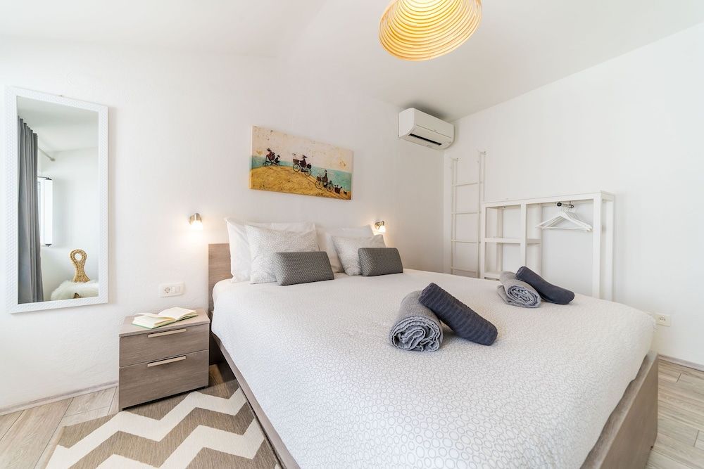 undefined Apartment Mo-mo 7