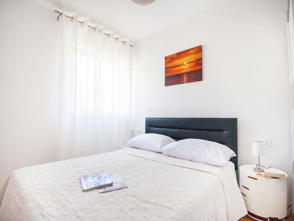 undefined Luxury Apartment With Private Balcony in Quiet Area 9