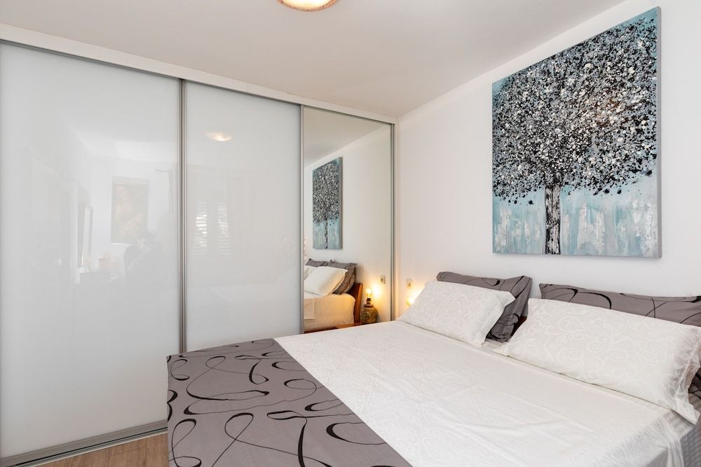 undefined Apartment Romantika