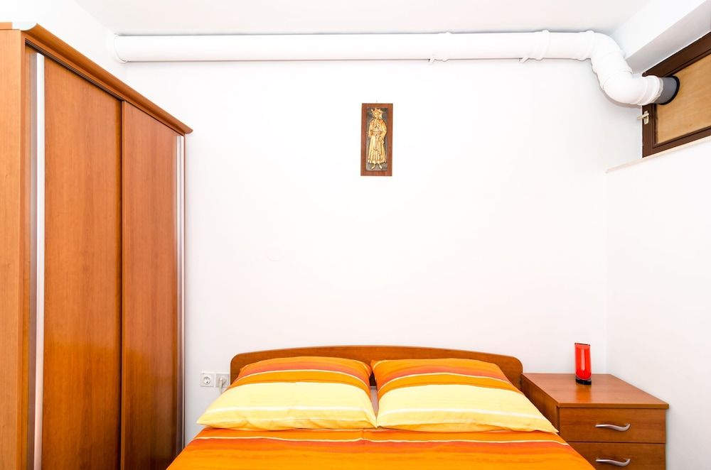 undefined Apartment Berk 8