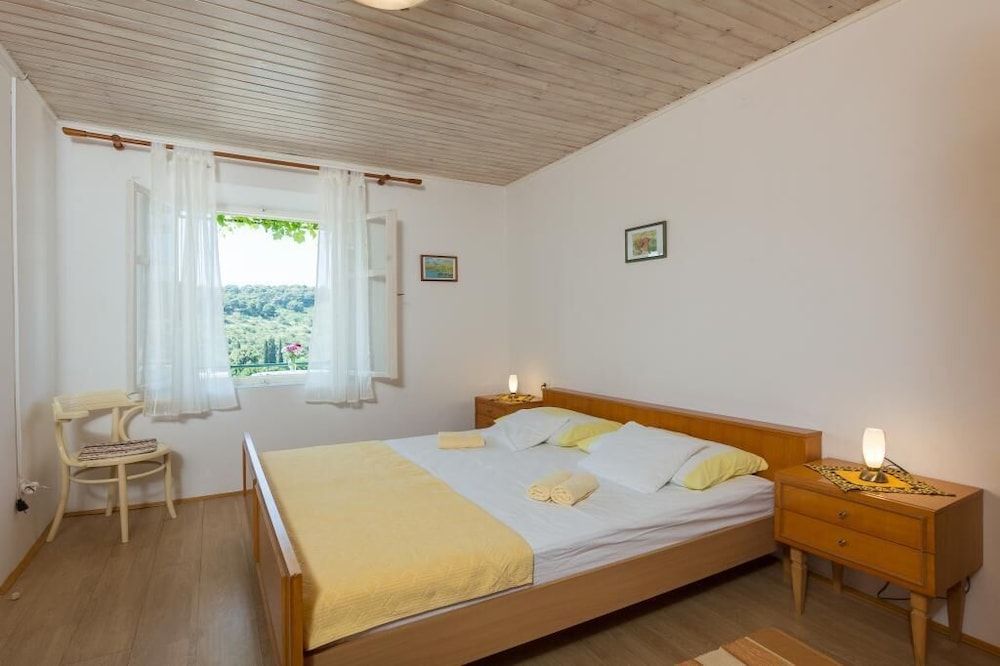 Apartments Miskovic Apartment (1 Bedroom apt, balcony, sea view) 3