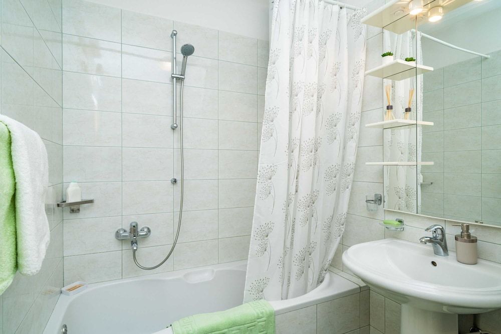 Down Town Apartments Apartment (One Bedroom Apartment) 19