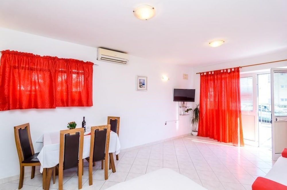 undefined Apartment Italia 3