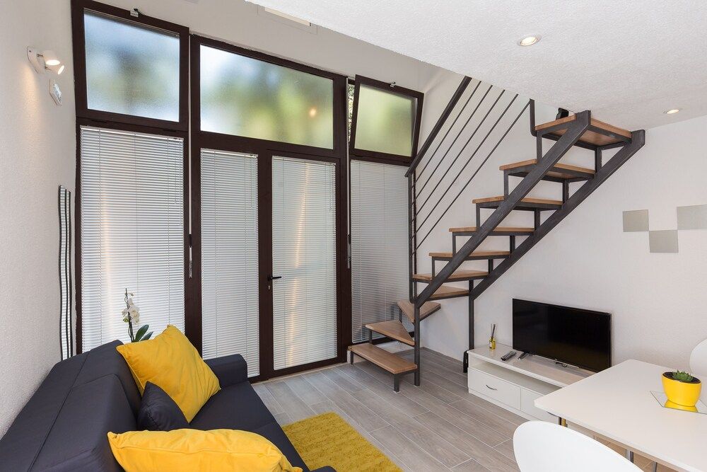 undefined Apartments Pomet 5