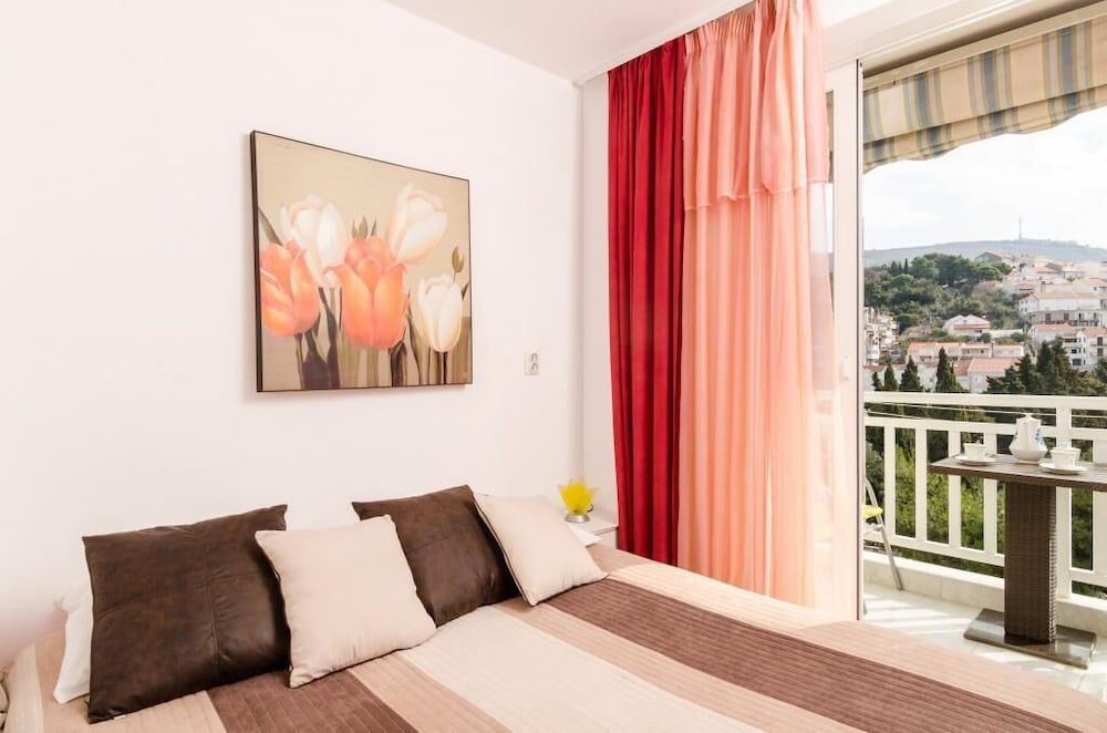 undefined Apartment Nina 8