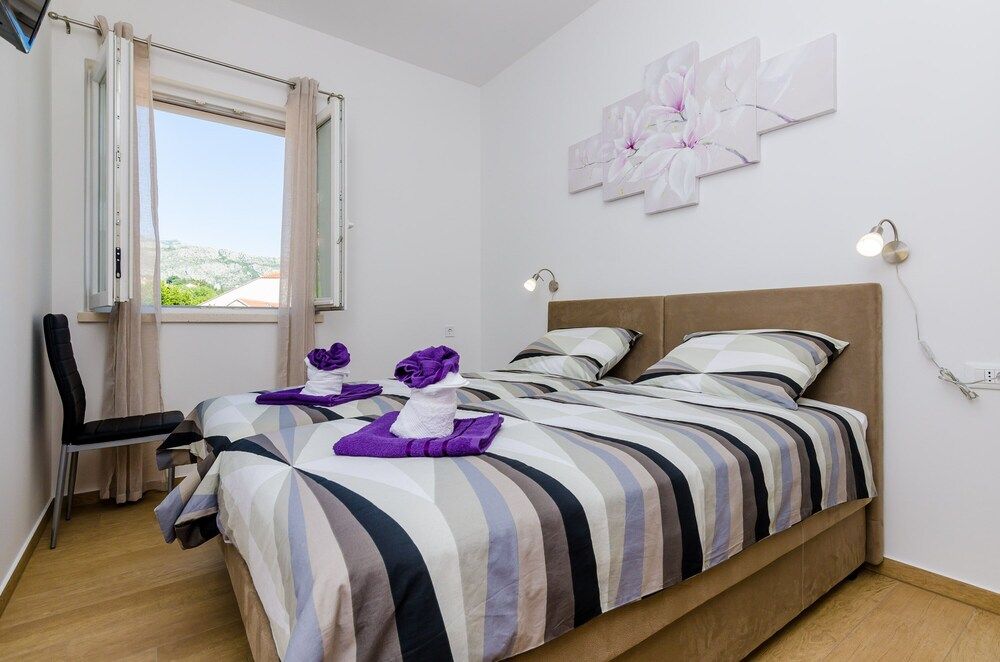 undefined Apartments La Luna 7