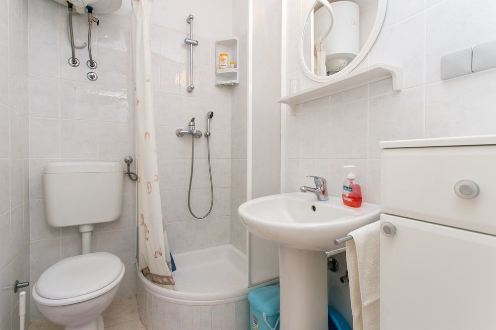 Bridge View Double Room (Double Room) 6