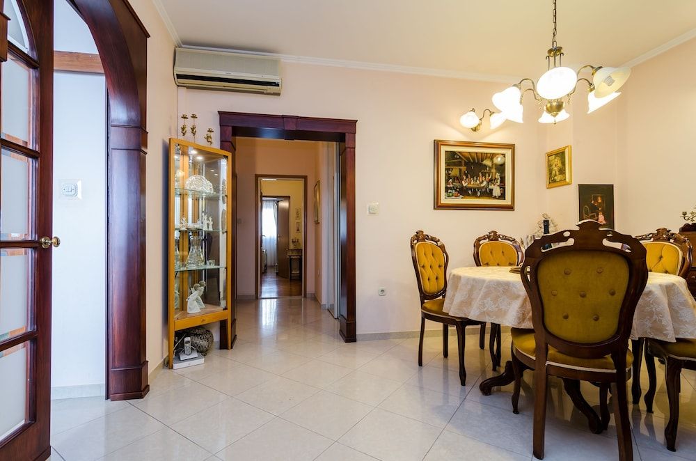 undefined Apartment Paco 2