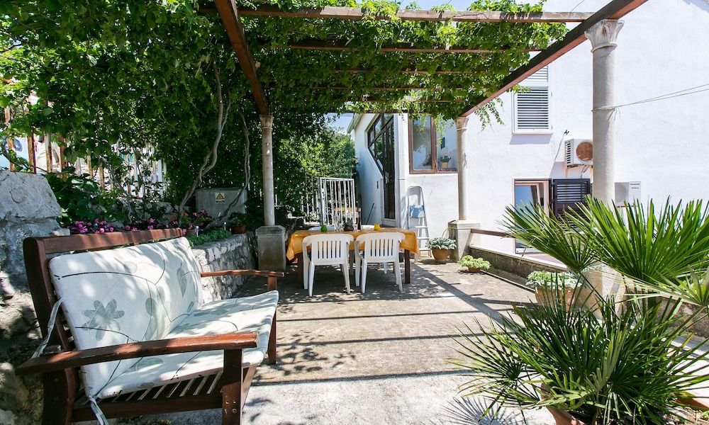 undefined Apartment Gigi 4