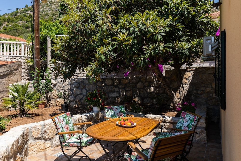 undefined Apartment Pod Nespolom 7