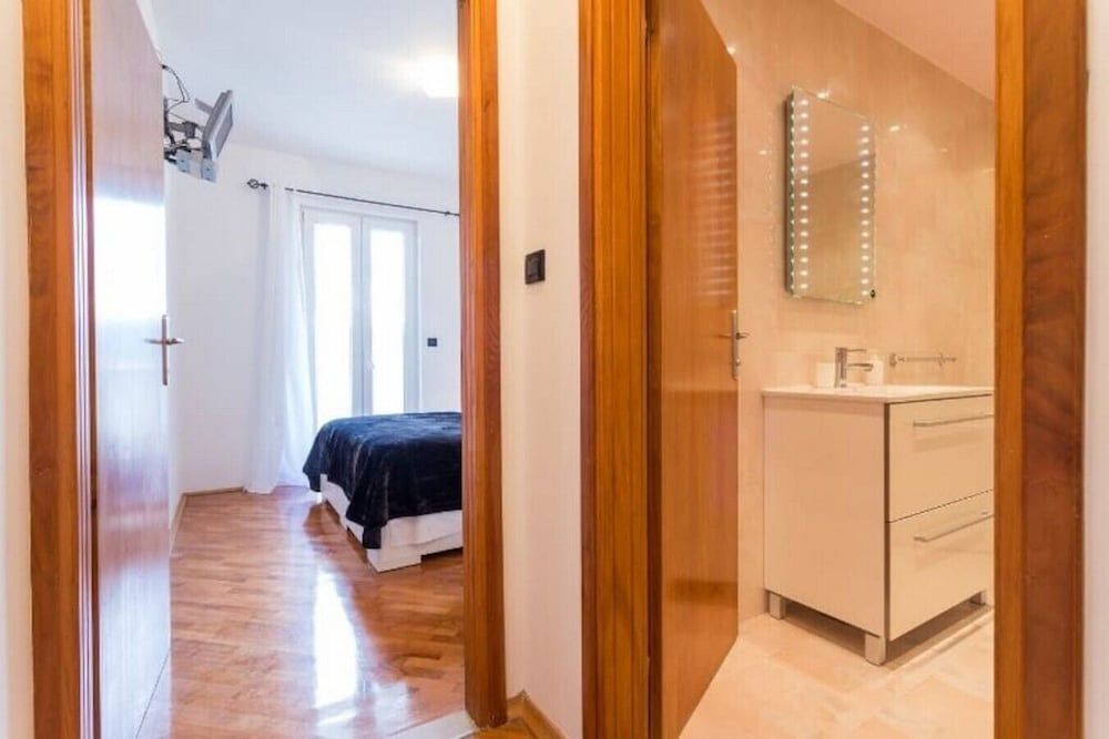 Apartment The Big Chill Apartment (Three Bedroom Apartment with Terrace,) 10