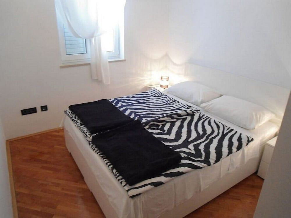 Apartment The Big Chill Apartment (Three Bedroom Apartment with Terrace,) 2