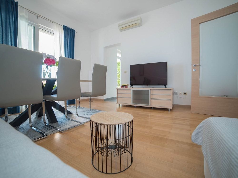 Apartment Faros Apartment (Two-Bedroom Apartment with Terrace an) 23