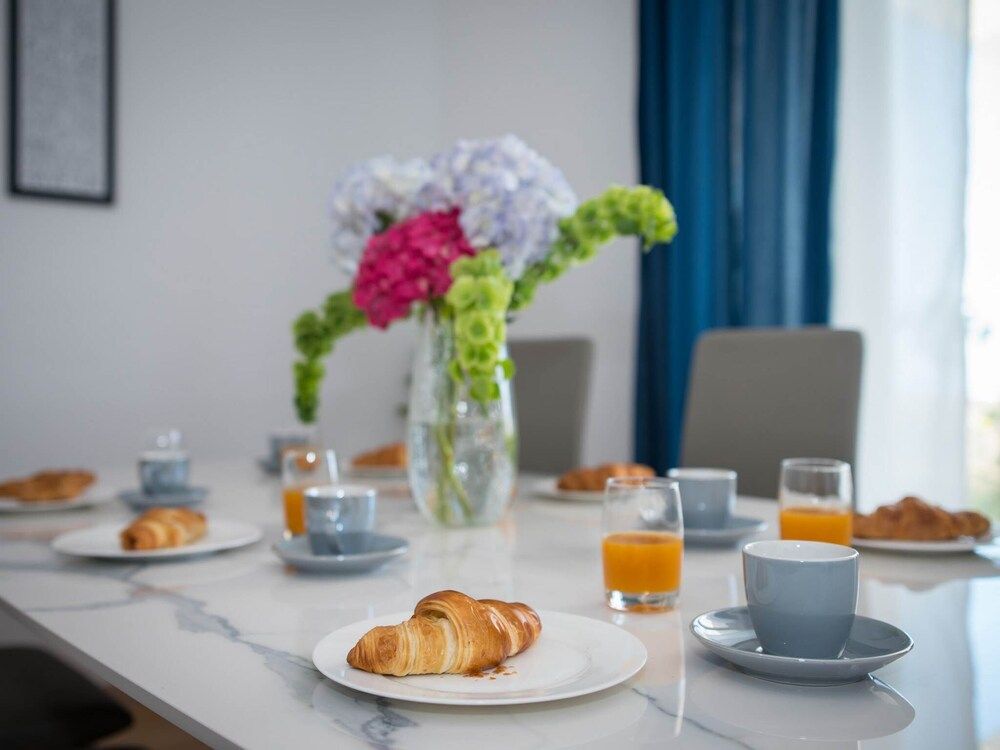 undefined Apartment Faros 10