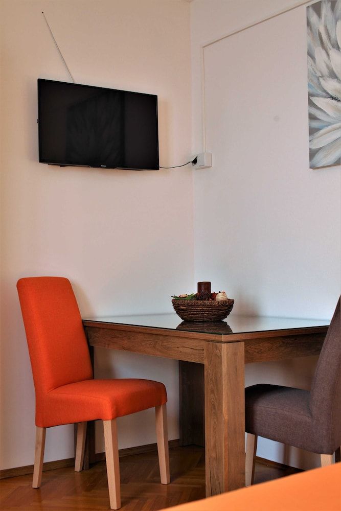 Apartment Garden M&M Apartment (One Bedroom Apartment) 17