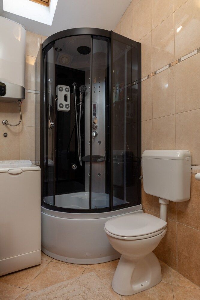 undefined Apartment L&L 9