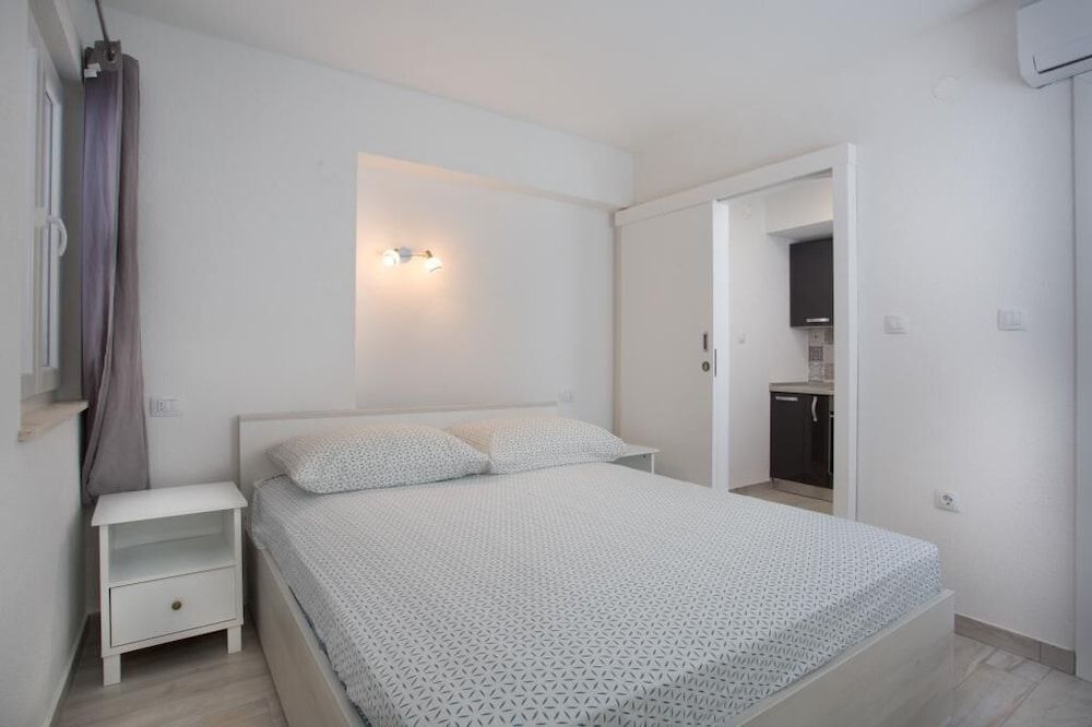 undefined Serious Job Apartment