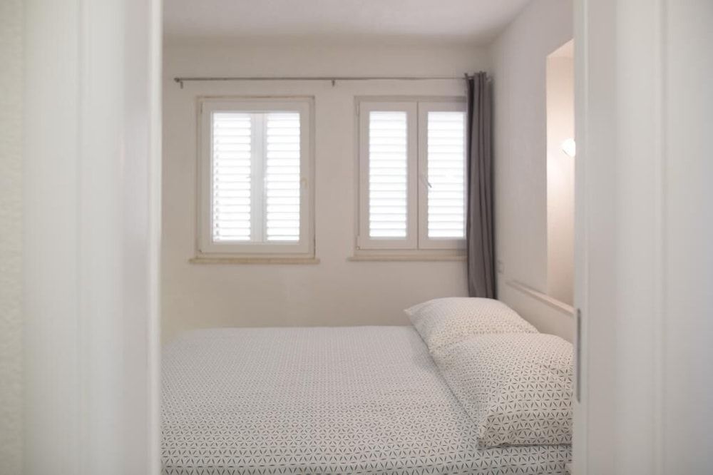 undefined Serious Job Apartment 10