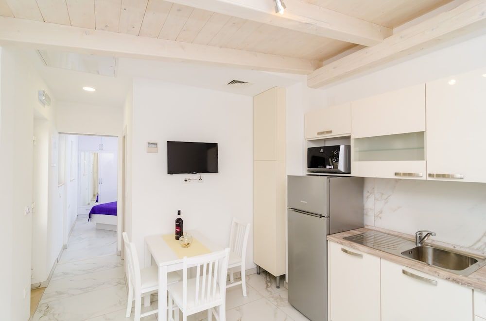 undefined Apartment Riki 9