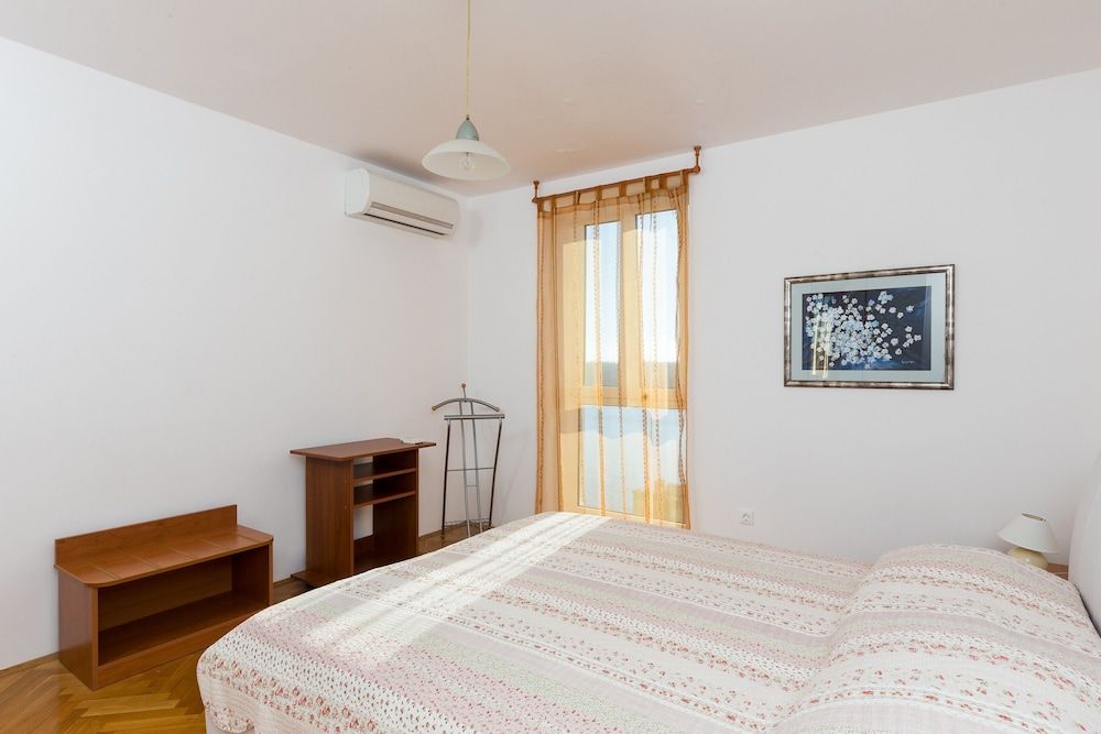 undefined Apartment Ventula 5