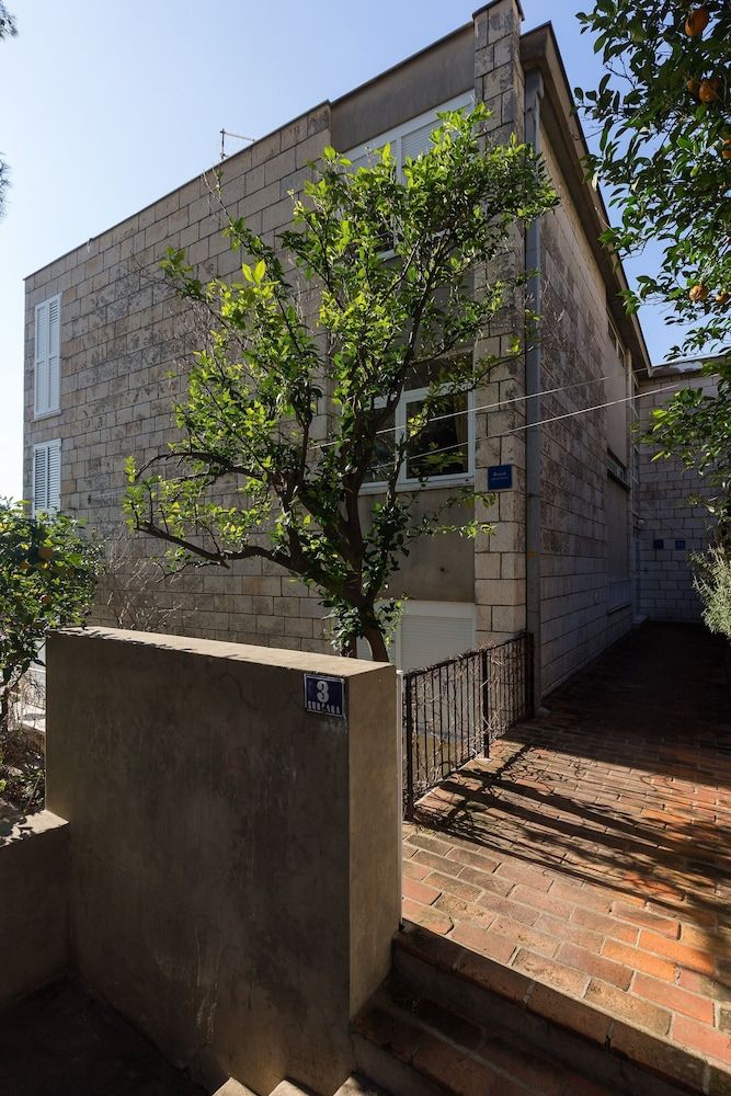 undefined Apartment Ventula 3