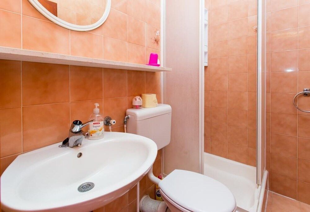 Apartments Neve Apartment (Two-Bedroom Apartment) 11