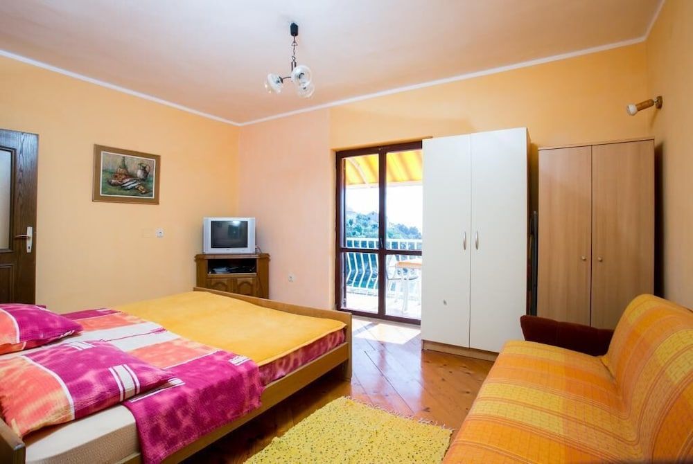 undefined Apartments Neve 7