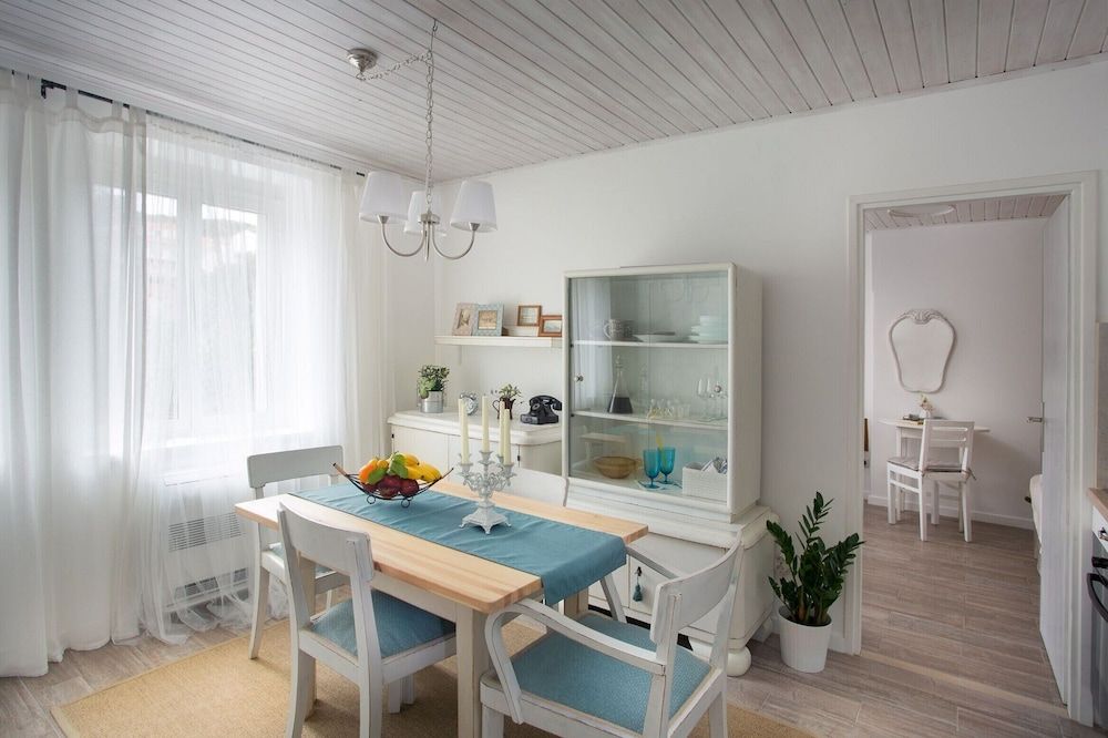 undefined Apartment Arcadia 6