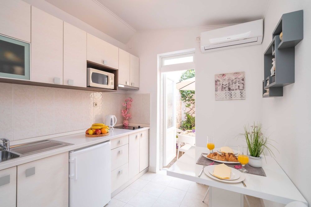 Apartment Santa Apartment (One Bedroom Apartment) 7