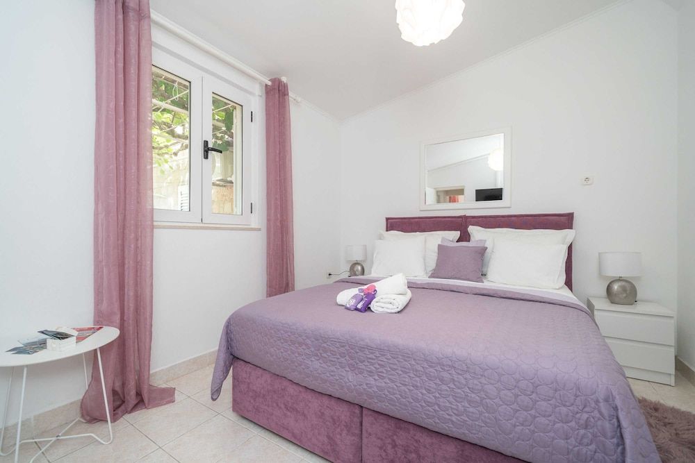 undefined Apartment Santa