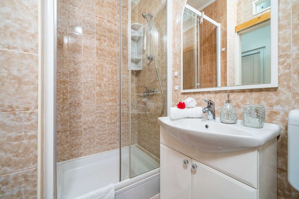 Apartment Santa Apartment (One Bedroom Apartment) 24