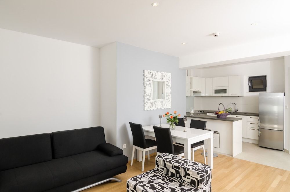 undefined Apartment Atlant 10