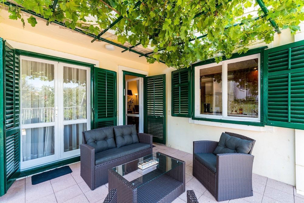 undefined Apartment Valonija 2