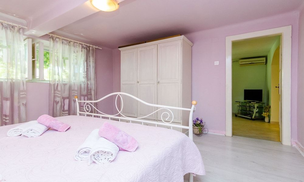 Apartment Kalea Apartment (One Bedroom Apartment with Terrace A2) 4