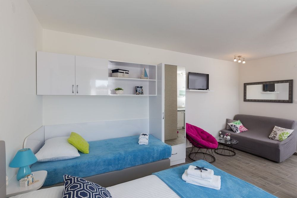 undefined Apartment South Side 10