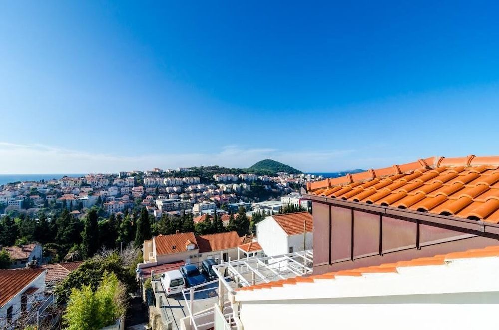 undefined Niko's Sea View Apartment 10