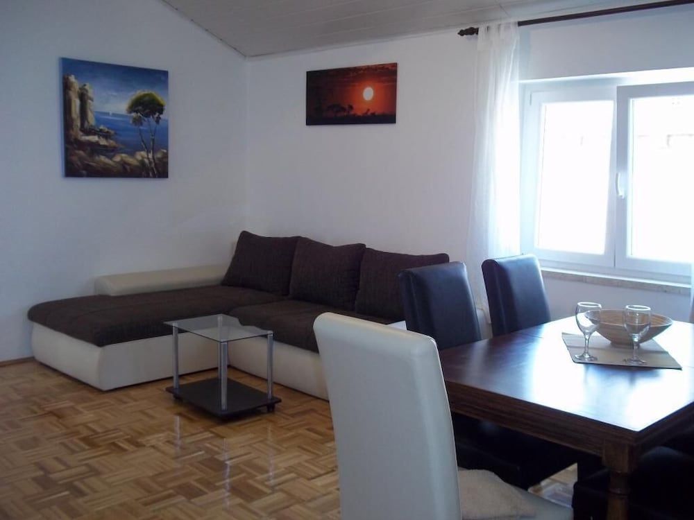 undefined Apartman Sunshine 6