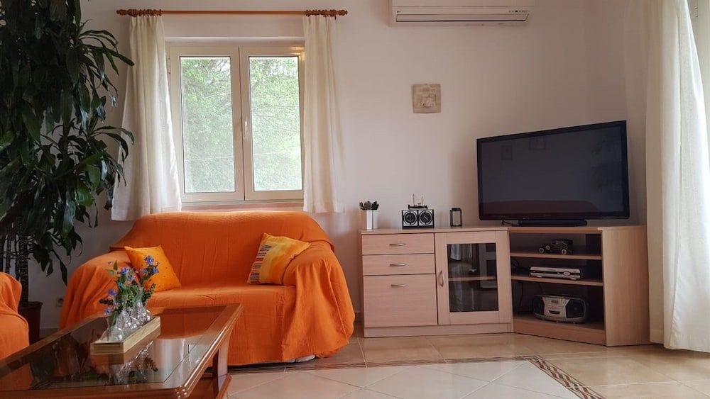 Bodul Vacation Apartment Apartment (Two Bedroom Apartment with Terrace an) 15