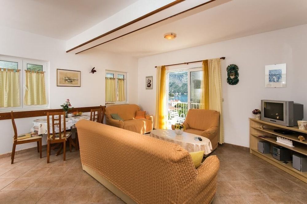 Apartments Marina Apartment (One Bedroom Apartment with Balcony an) 8