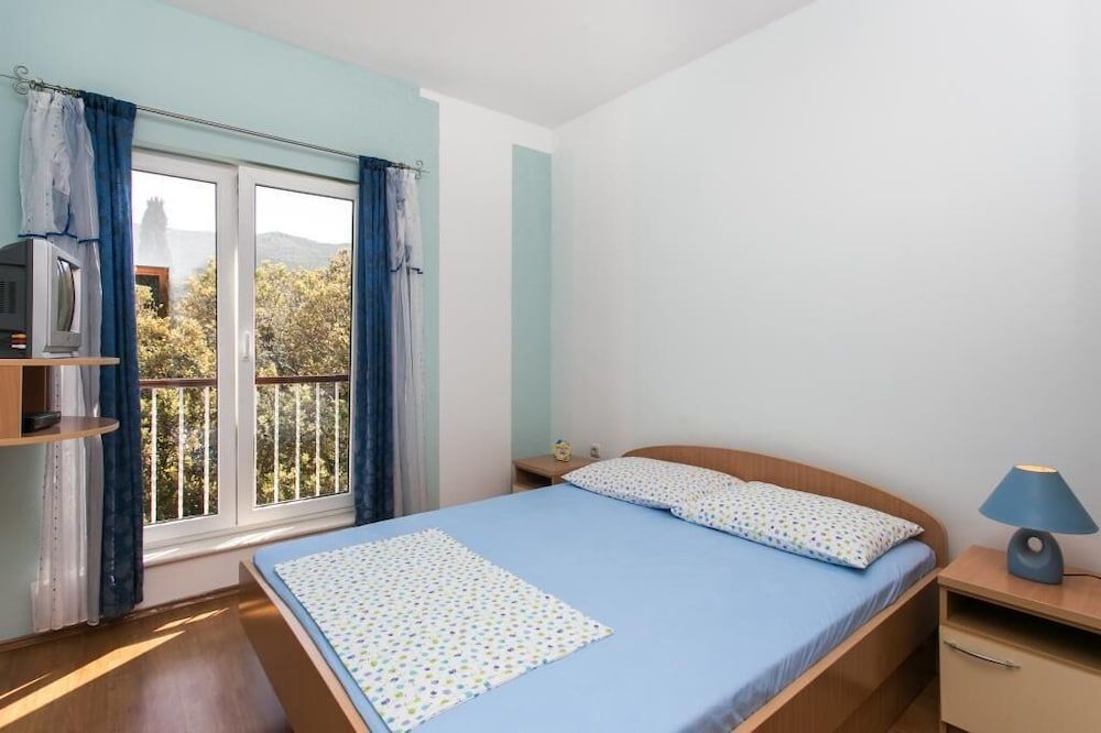 undefined Apartments Marina 10