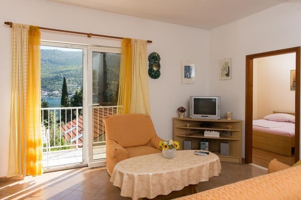 Apartments Marina Apartment (One Bedroom Apartment with Balcony an) 7