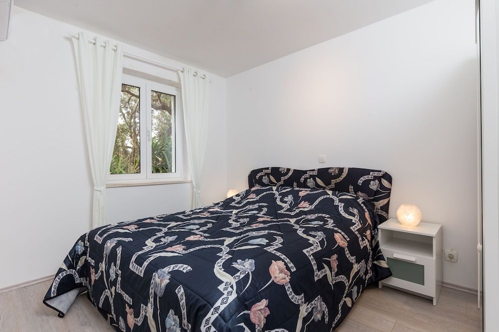 Apartment Rea Zaton Apartment (Two-Bedroom Apartment)