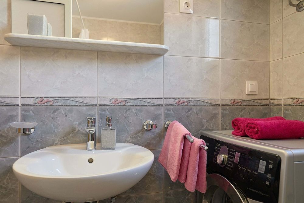 Apartment Harmony - Parking Apartment, 2 Bedrooms 14