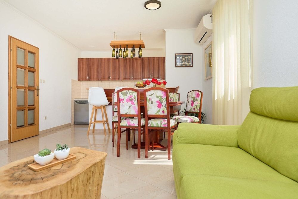 undefined Apartment Harmony - Parking 8