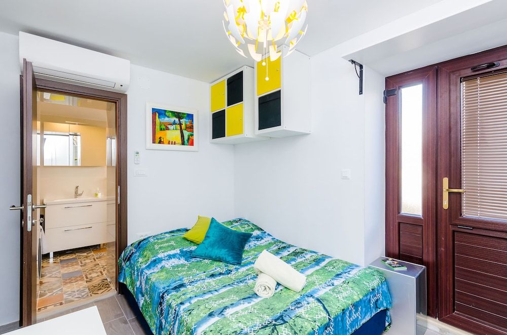 Apartment & Room Sunset Beach Double Room (Double Room) 5