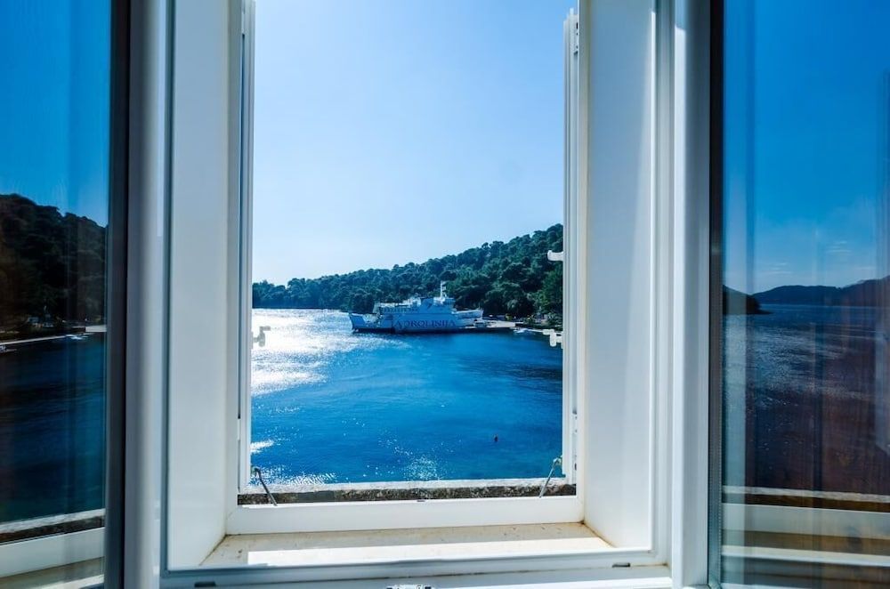 Apartment Tonka's Terrace Studio (Studio Apt with Terrace and Sea View) 9