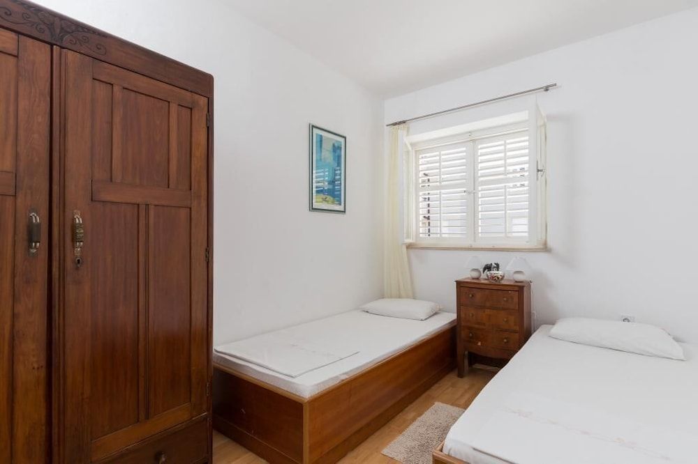 undefined Apartment Bava 7