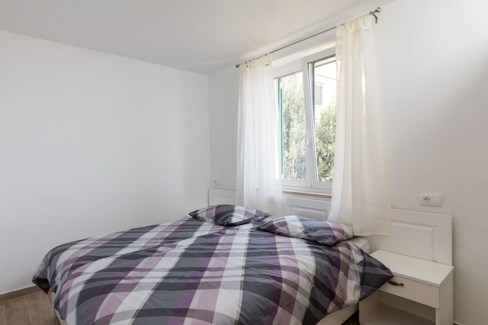 undefined Apartment Med 5