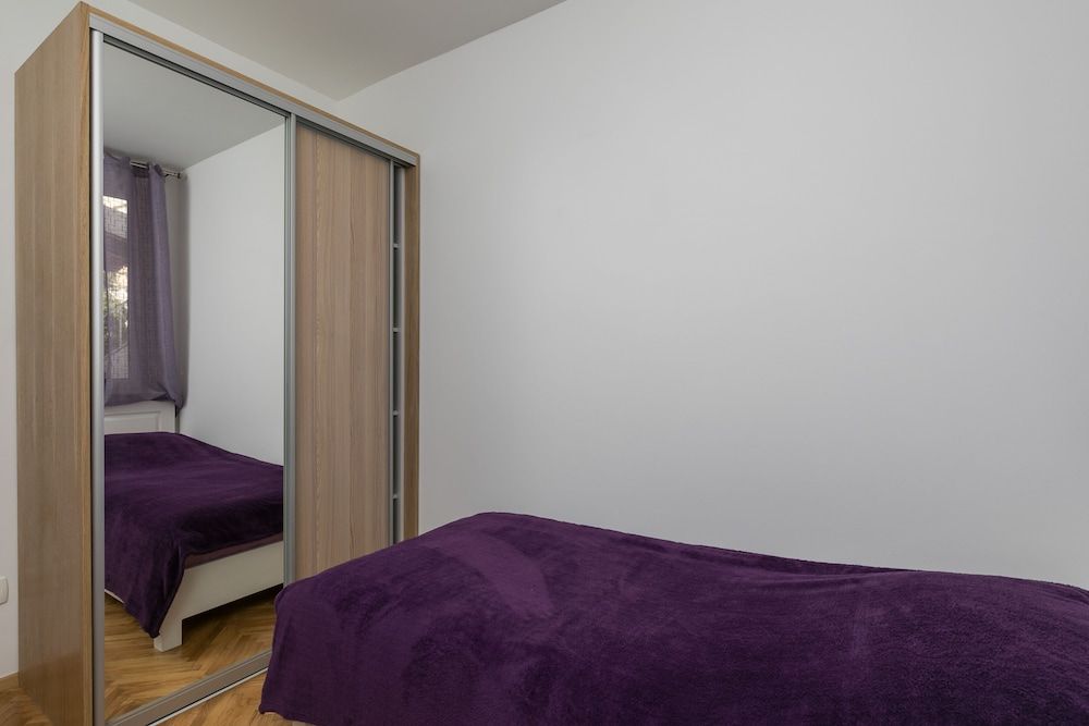 undefined Apartment Med 7