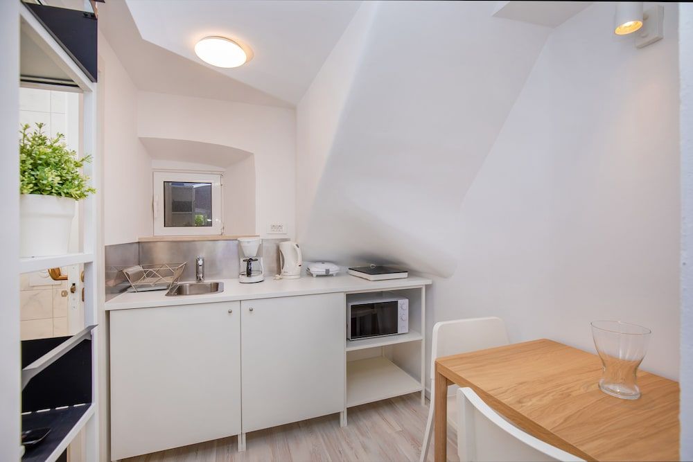 undefined Apartment Bell 7